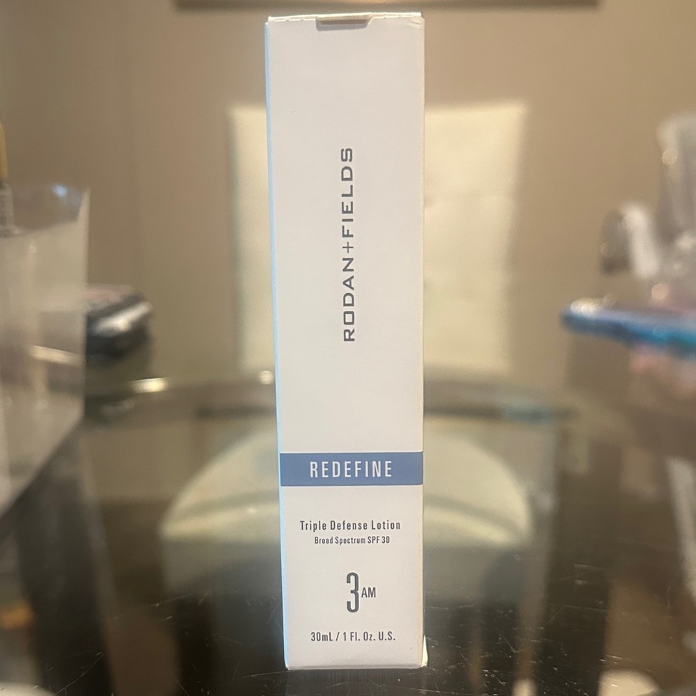 Rodan + Fields REDEFINE Triple Defense Lotion SPF 30 - White and Blue